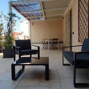 Just Here - La Terrazza , Bari Włochy